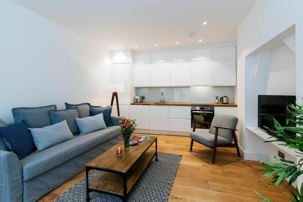 Charming Stylish One-Bedroom Apartment Londra Exterior foto